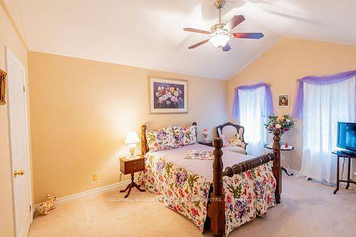 Niagara Falls, ON L2E 0A1,6263 Valley WAY #10