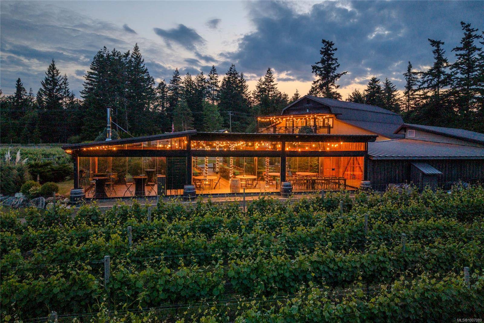 Comox, BC V9M 8E5,2400 Anderton Rd