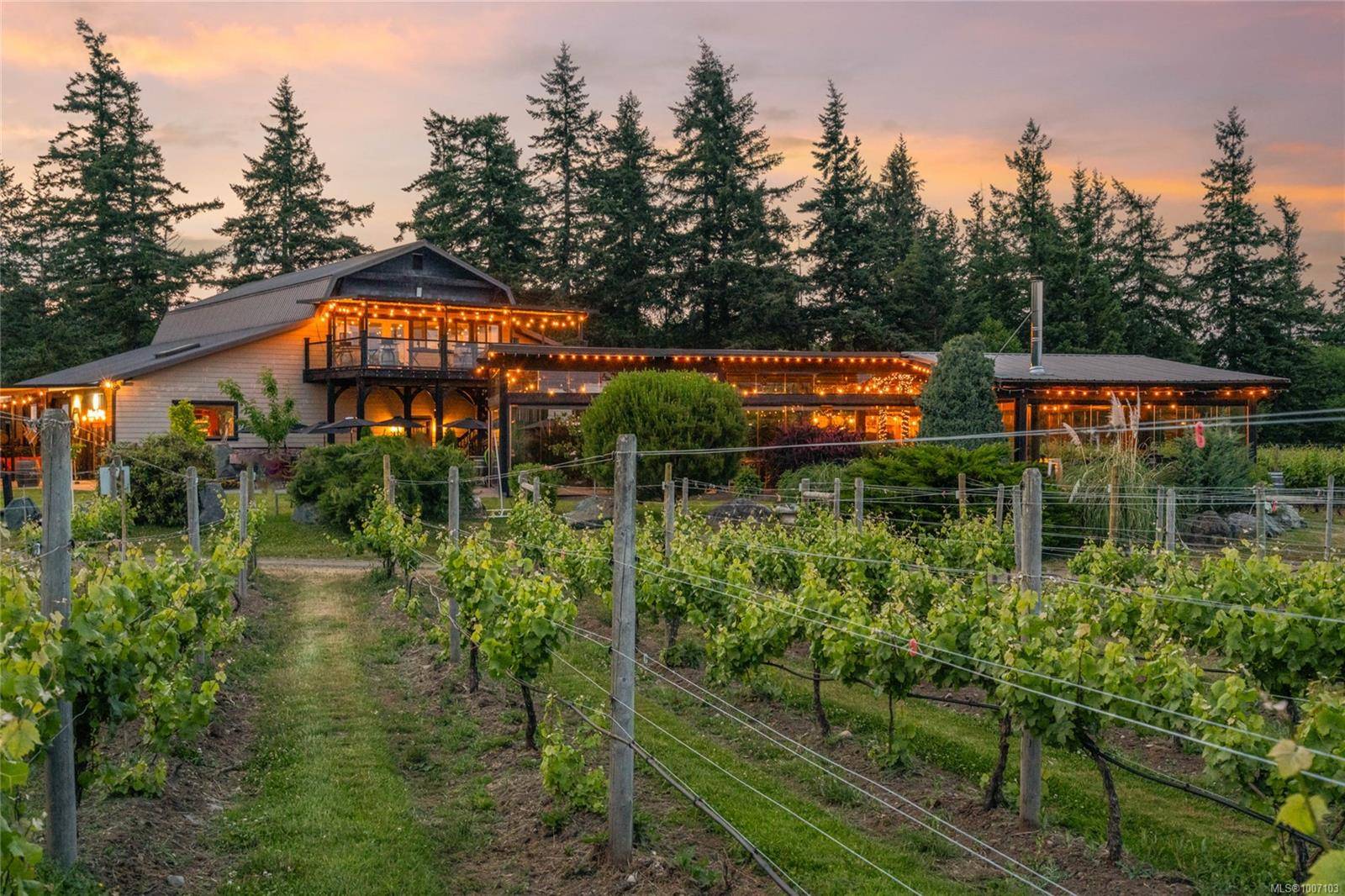 Comox, BC V9M 8E5,2400 Anderton Rd