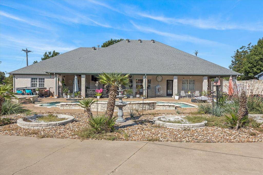 Granbury, TX 76049,2801 Weylene Paseo