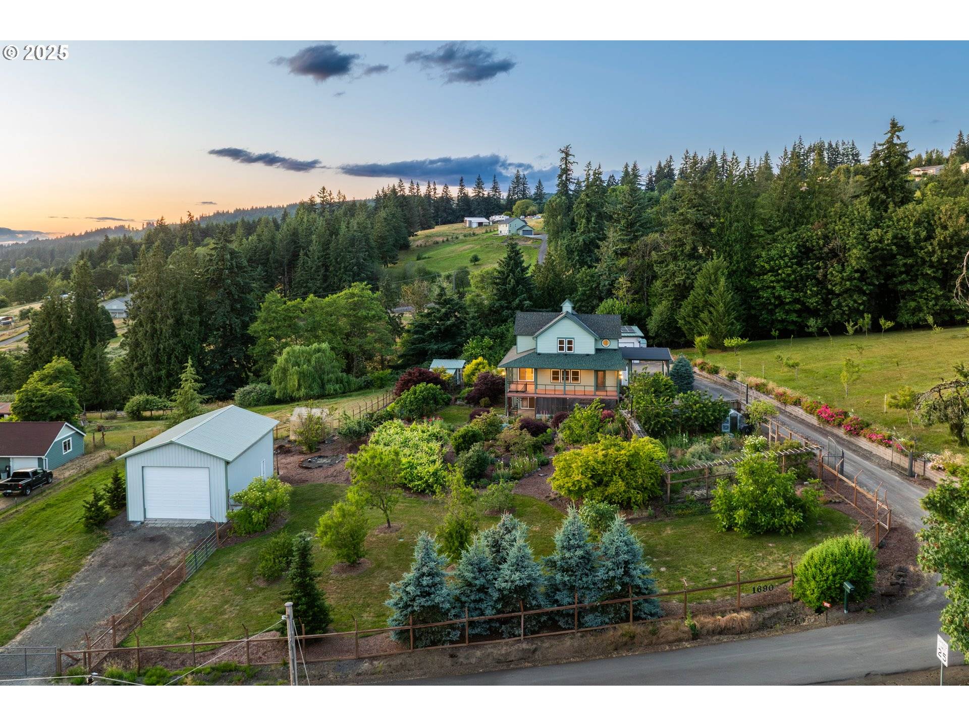 Kalama, WA 98625,1690 CLOVERDALE RD