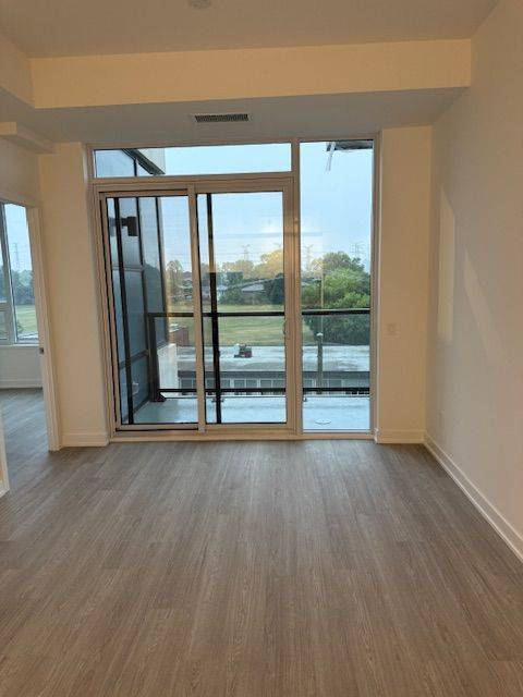 Vaughan, ON L4J 1W5,8188 Yonge ST #508