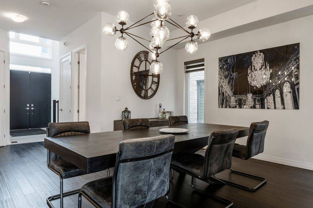 Hamilton, ON L8J 0L6,102 Greenwich AVE