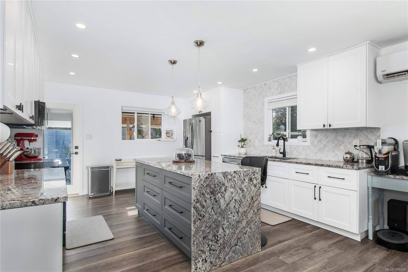 Campbell River, BC V9W 5T3,2501 Alder St S