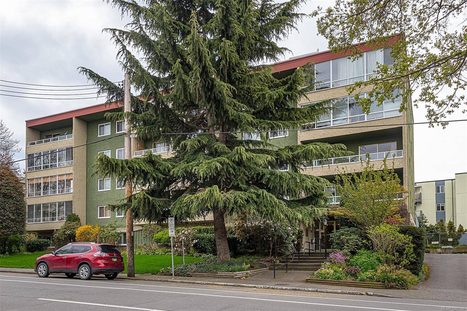 Victoria, BC V8V 3N9,1235 Johnson St #301