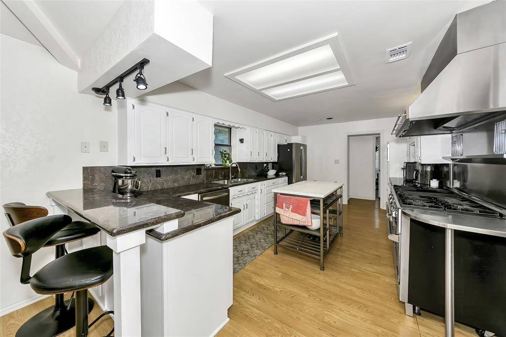 Irving, TX 75062,2425 Northgate Drive W
