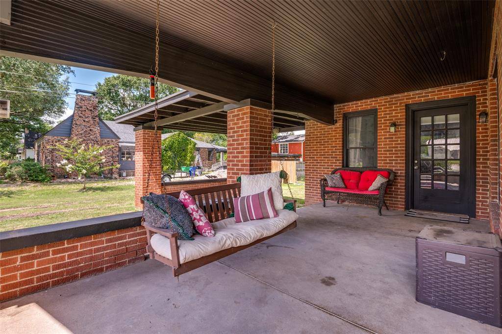 Waxahachie, TX 75165,613 N Grand Avenue
