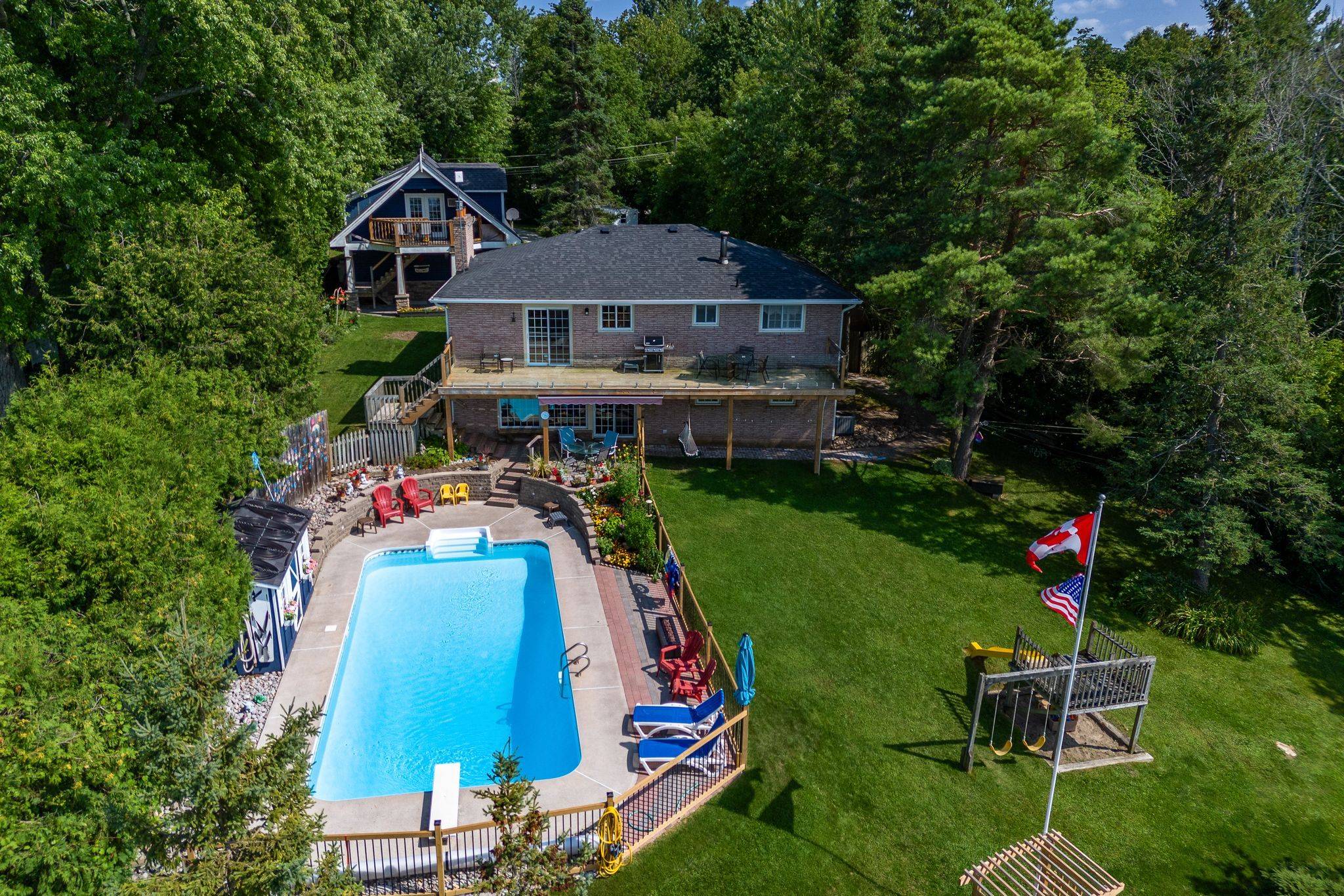 Kawartha Lakes, ON K9V 4R6,375 Snug Harbour RD