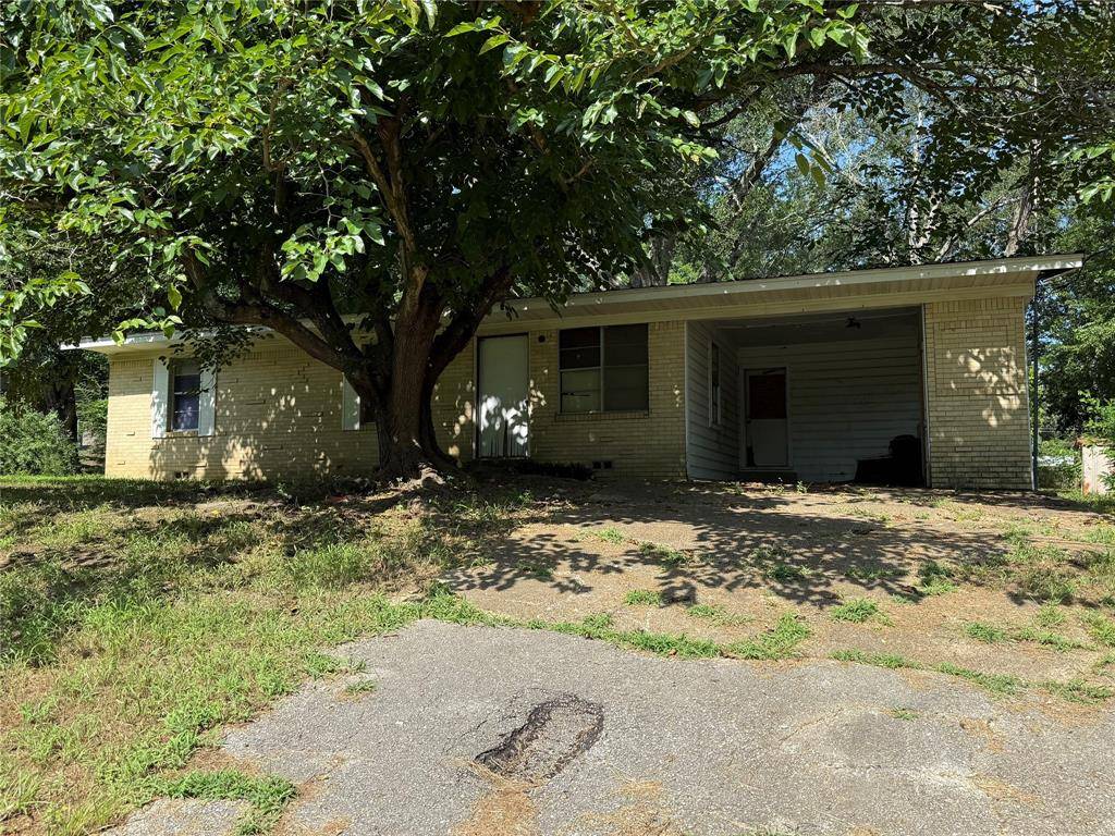 Athens, TX 75751,608 Bunny Rabbit Road