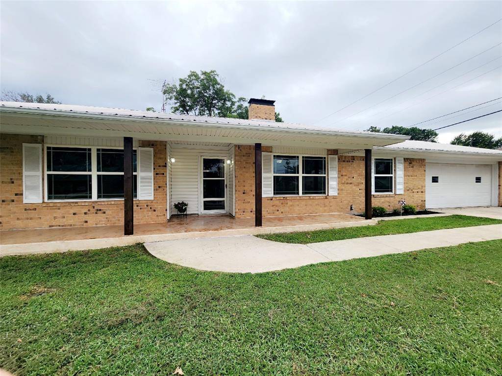 Gainesville, TX 76240,1911 College Street