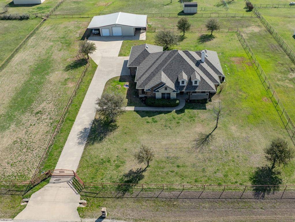 Ponder, TX 76259,104 Petes Lane