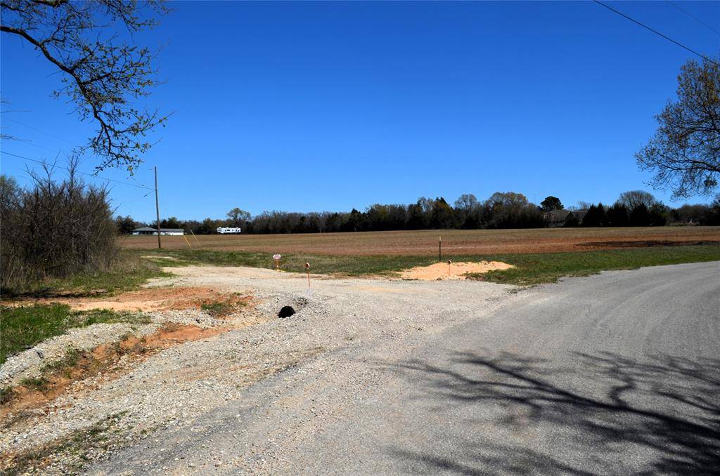 Eustace, TX 75124,760 VZ County Road #2315