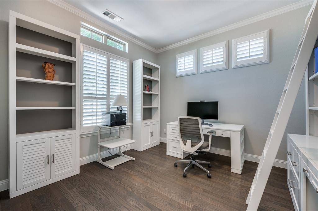 Mckinney, TX 75070,6921 Royal View Drive
