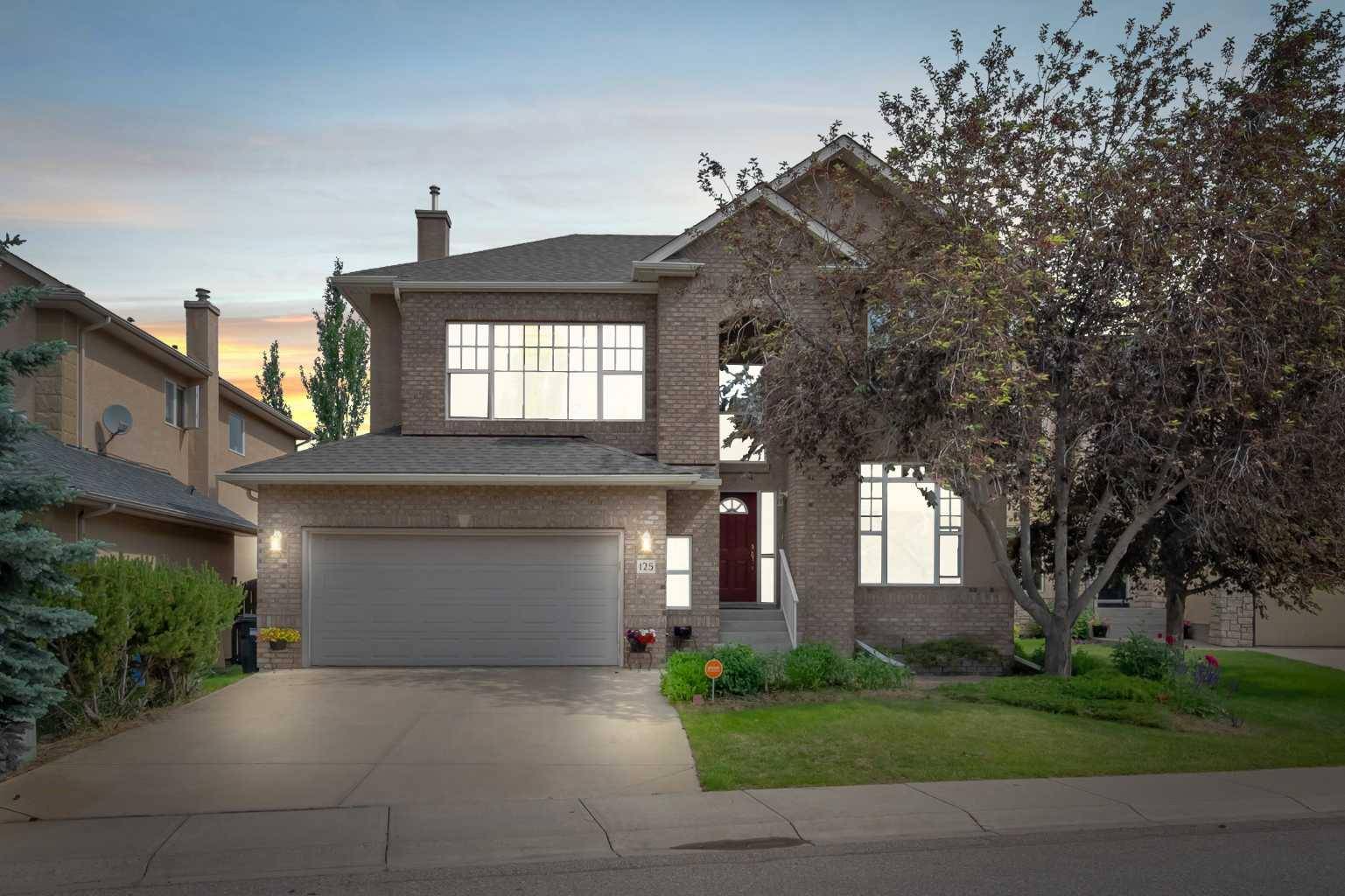 Calgary, AB T3H 4R8,125 Strathlea CT SW