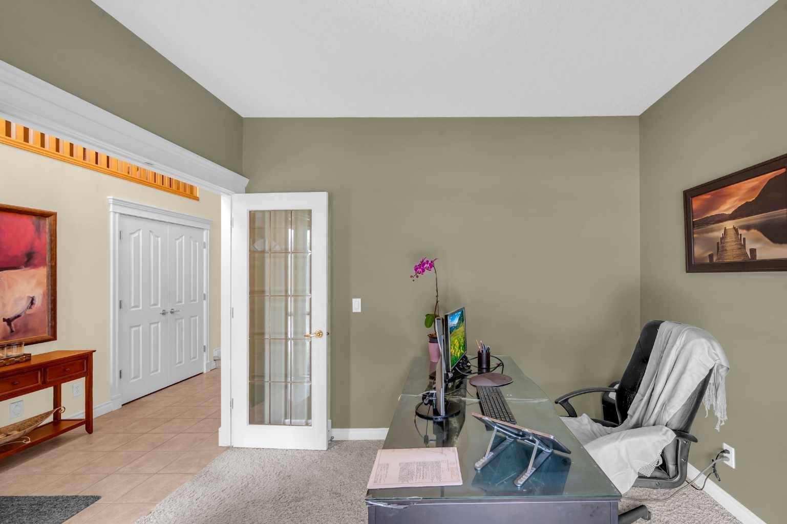 Calgary, AB T3H 4R8,125 Strathlea CT SW