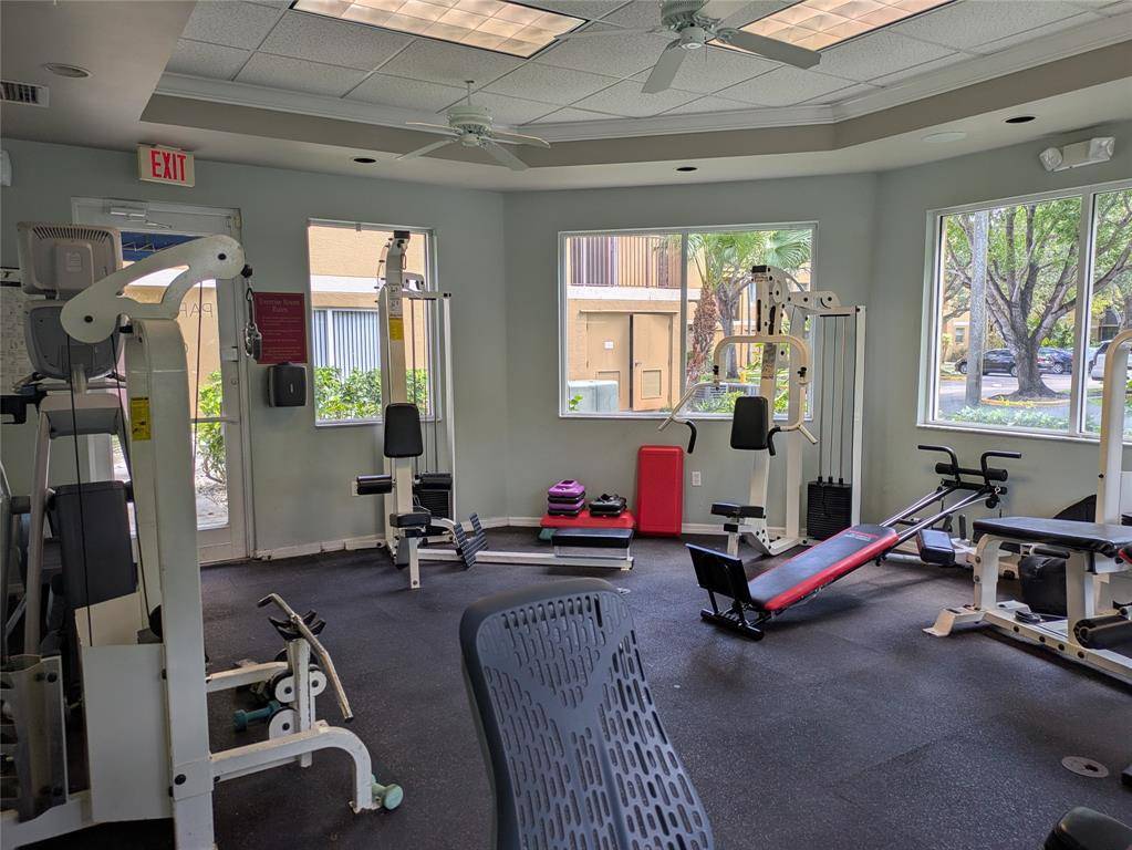 Plantation, FL 33324,761 N Pine Island Rd #202