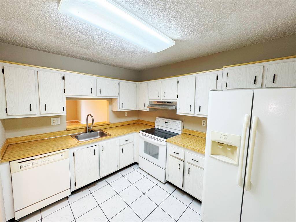North Lauderdale, FL 33068,1820 SW 81st Ave #3201
