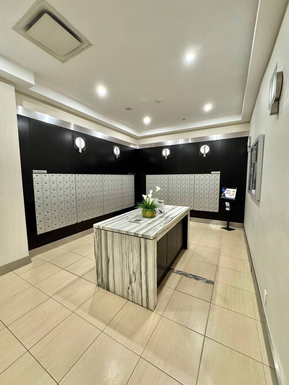 Markham, ON L6G 0B1,55 South Town Centre BLVD #1205