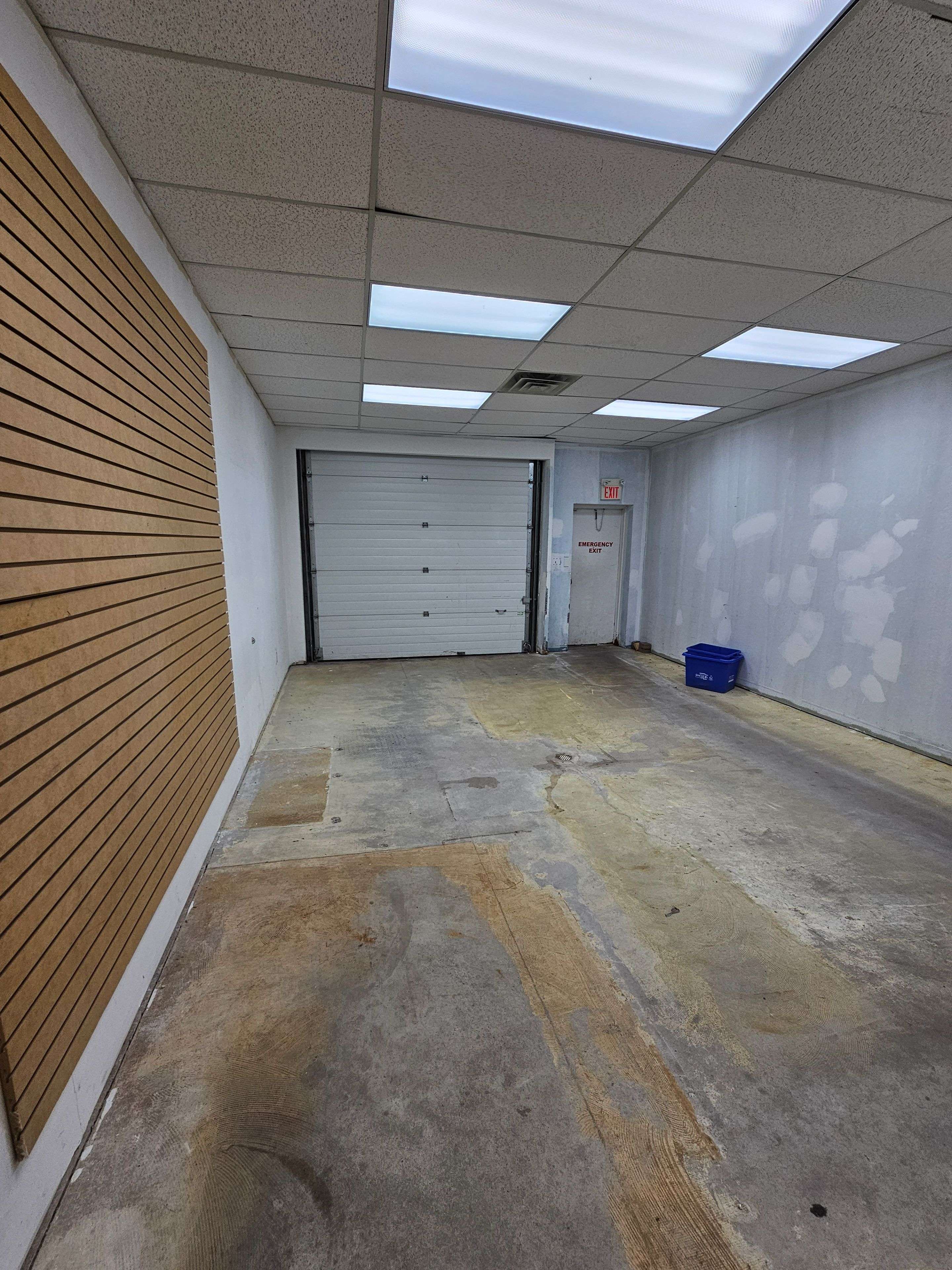 Barrie, ON L4N 5R7,15 Cedar Pointe DR #13 -16