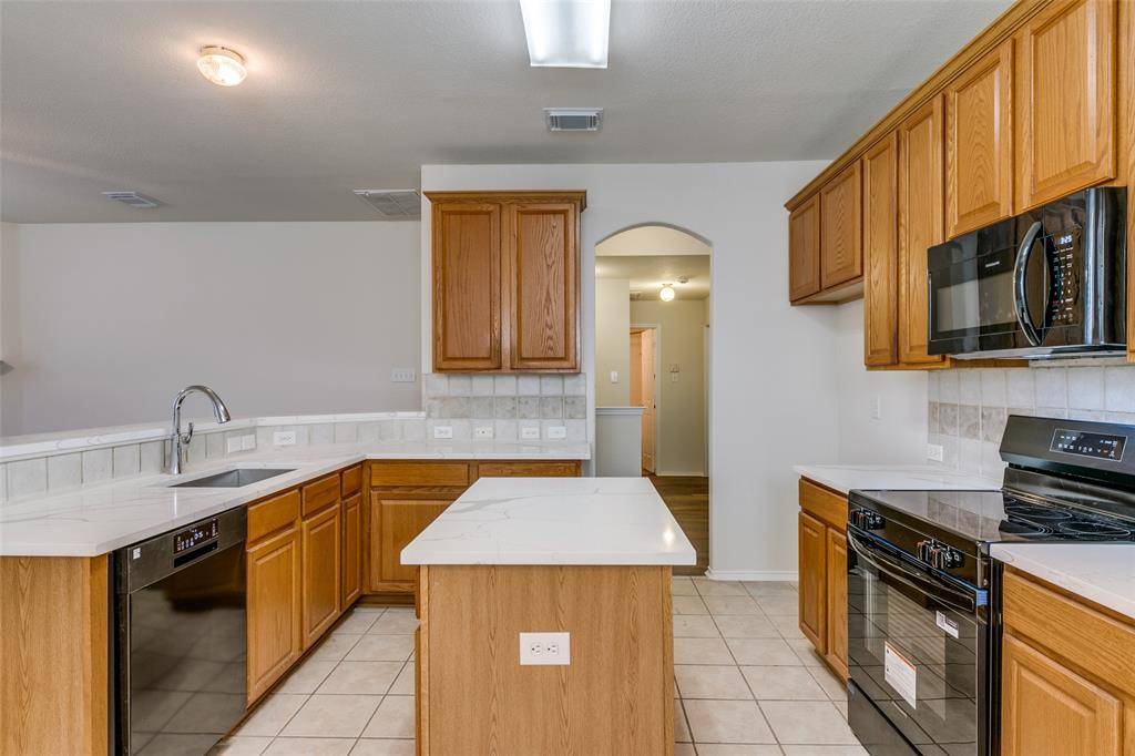 Plano, TX 75024,9121 Portage Lane