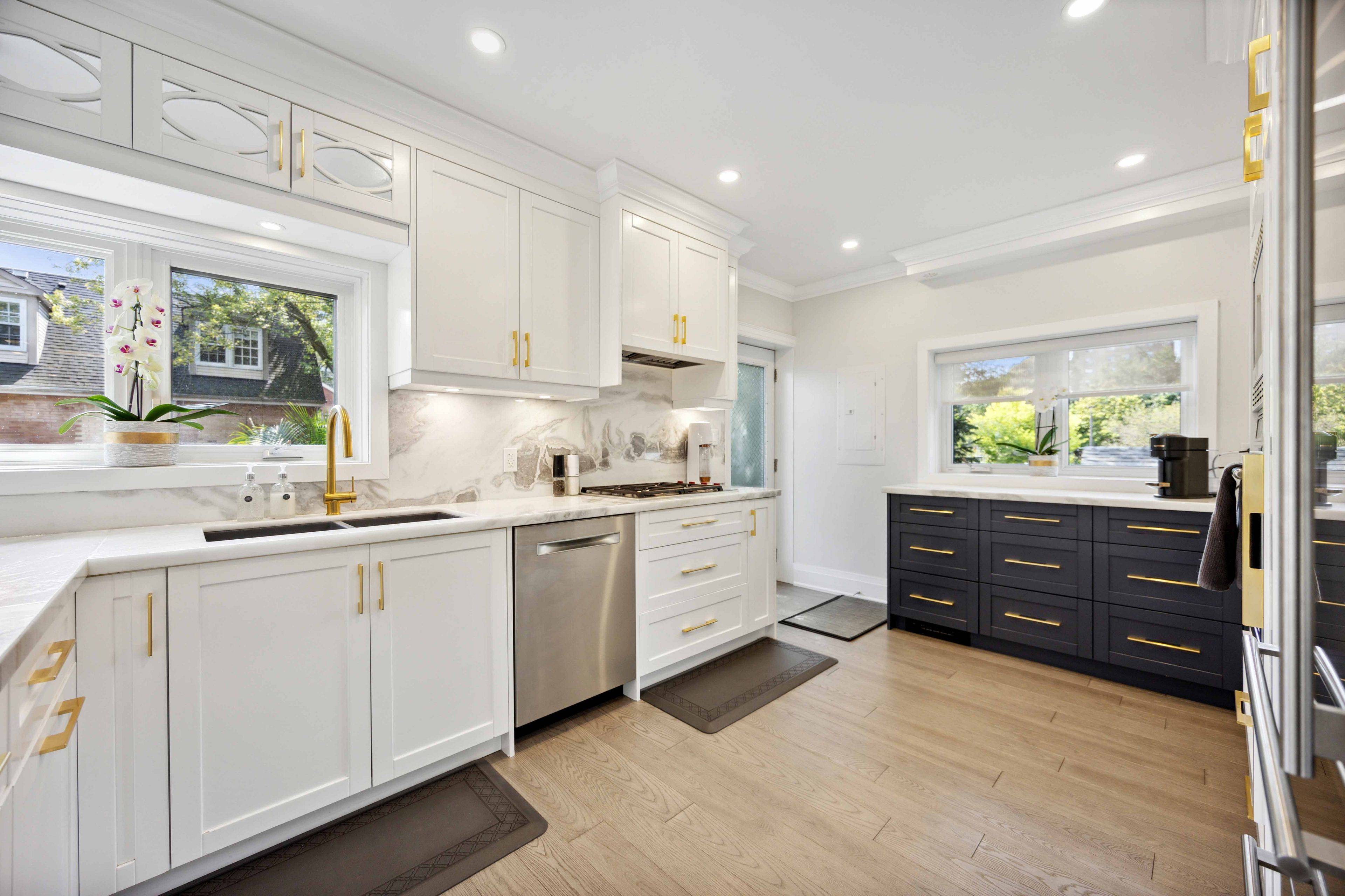 Toronto C09, ON M4T 1T9,27 Glen Elm AVE #2