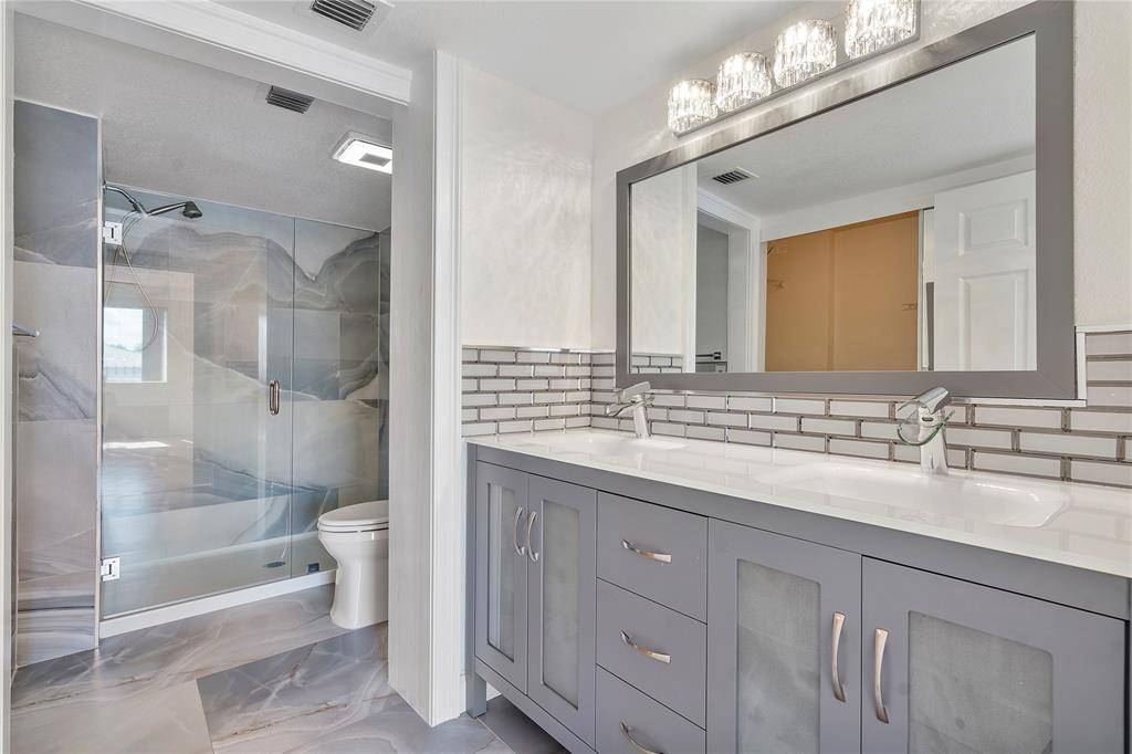 Tamarac, FL 33321,7866 Trent Dr #302