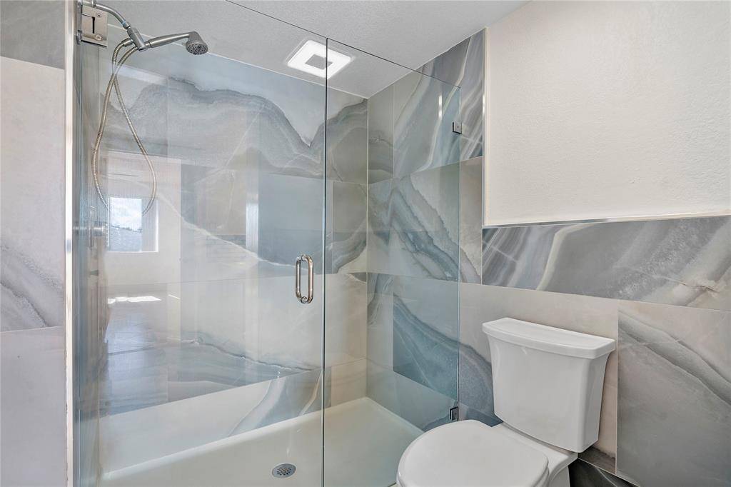 Tamarac, FL 33321,7866 Trent Dr #302