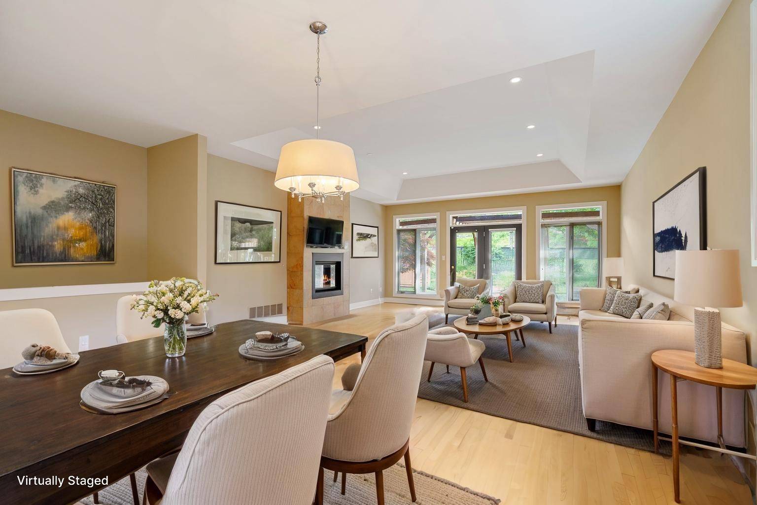 Hamilton, ON L9H 7N1,6 Gillespie CRES
