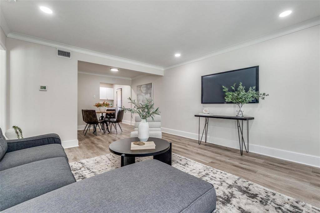 10211 Regal Oaks Drive #120, Dallas, TX 75230