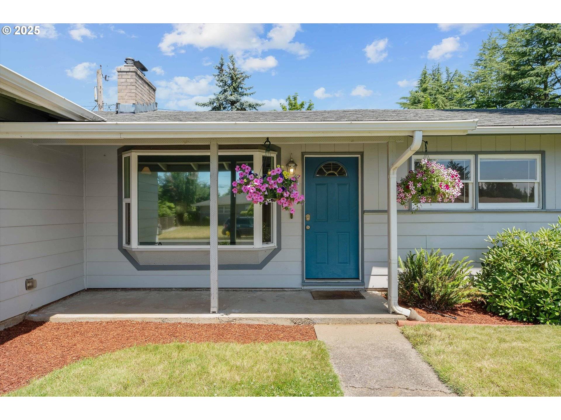 Portland, OR 97233,16327 SE MORRISON ST