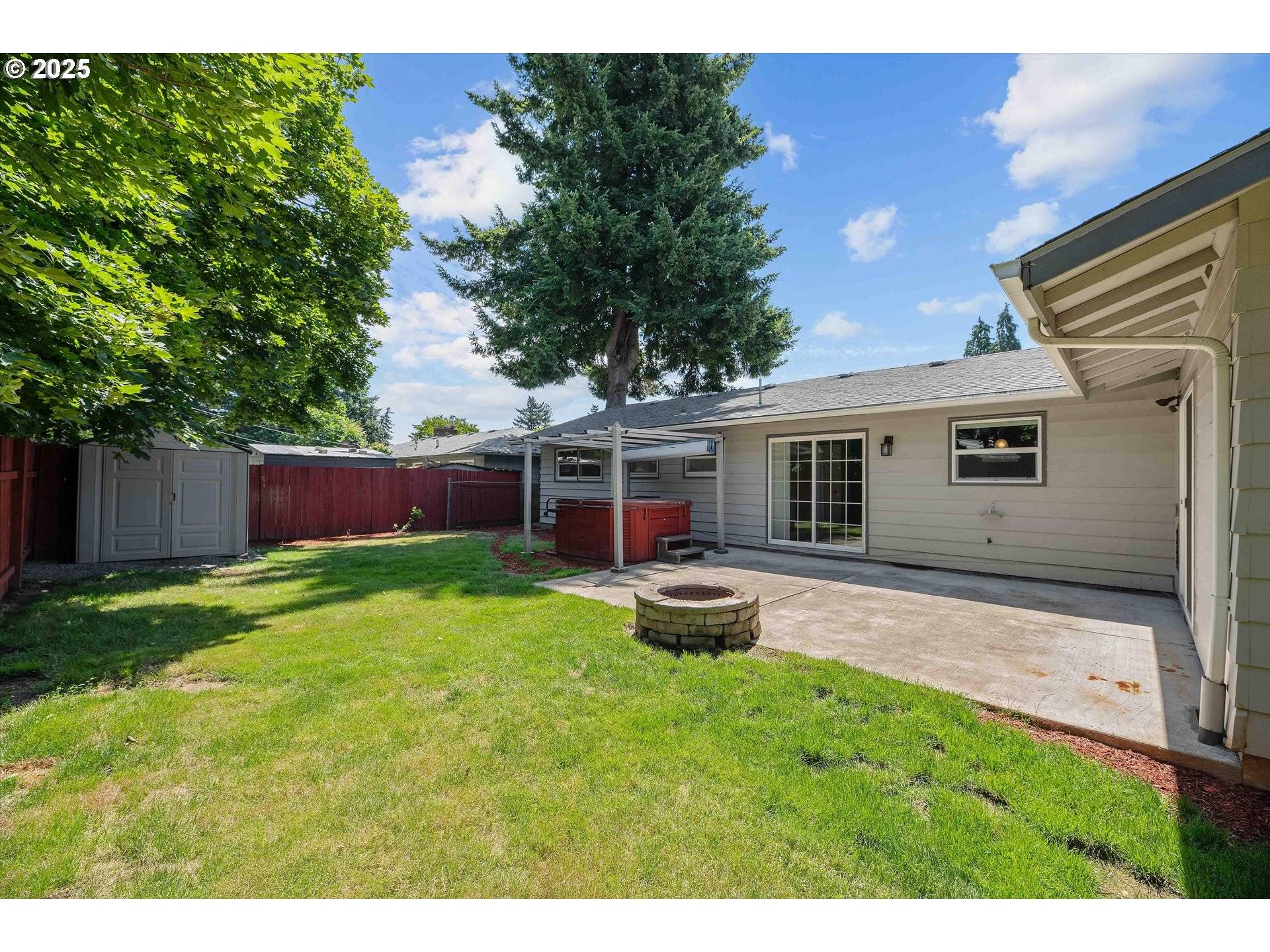 Portland, OR 97233,16327 SE MORRISON ST
