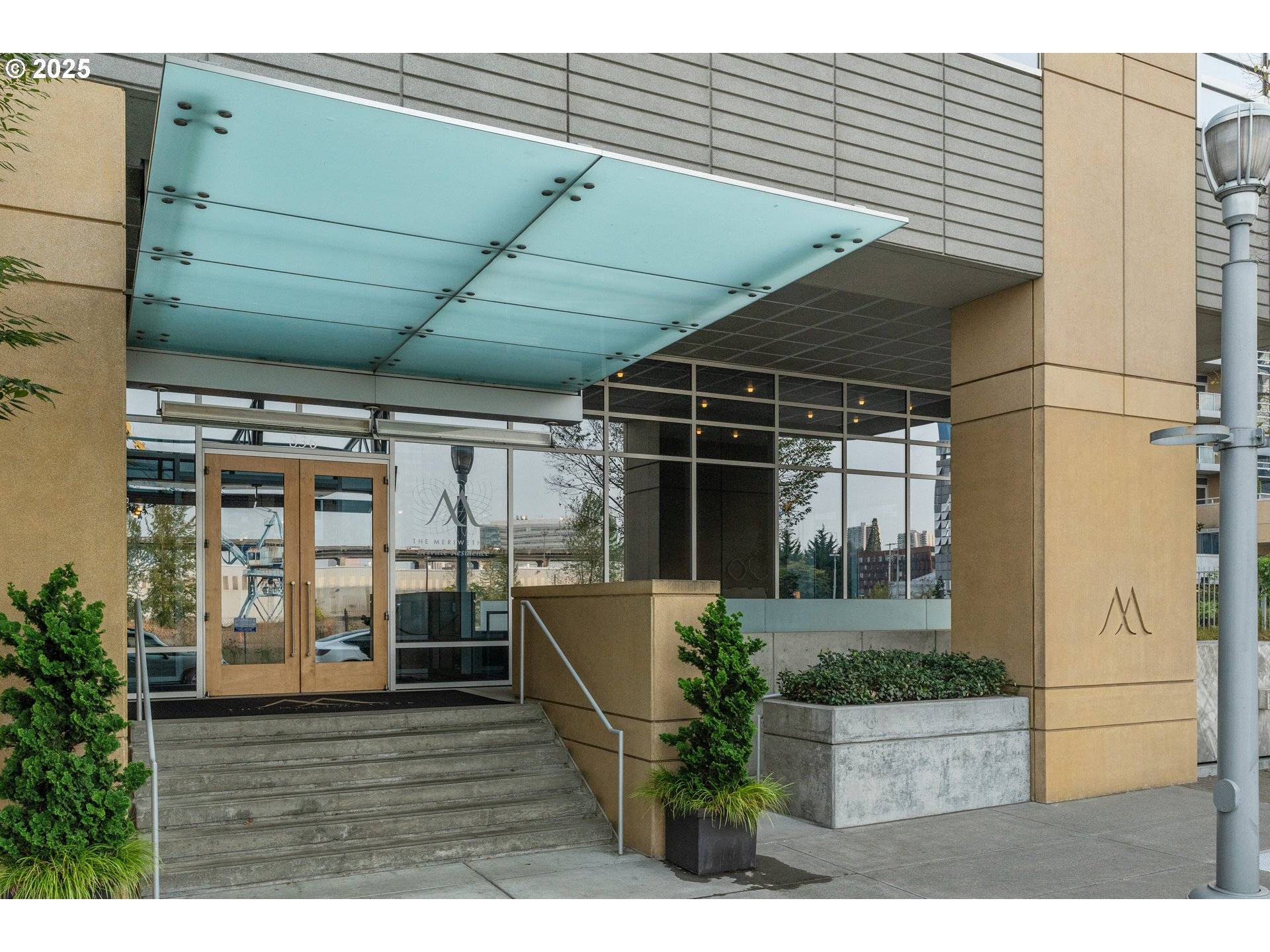 Portland, OR 97239,836 S CURRY ST #902