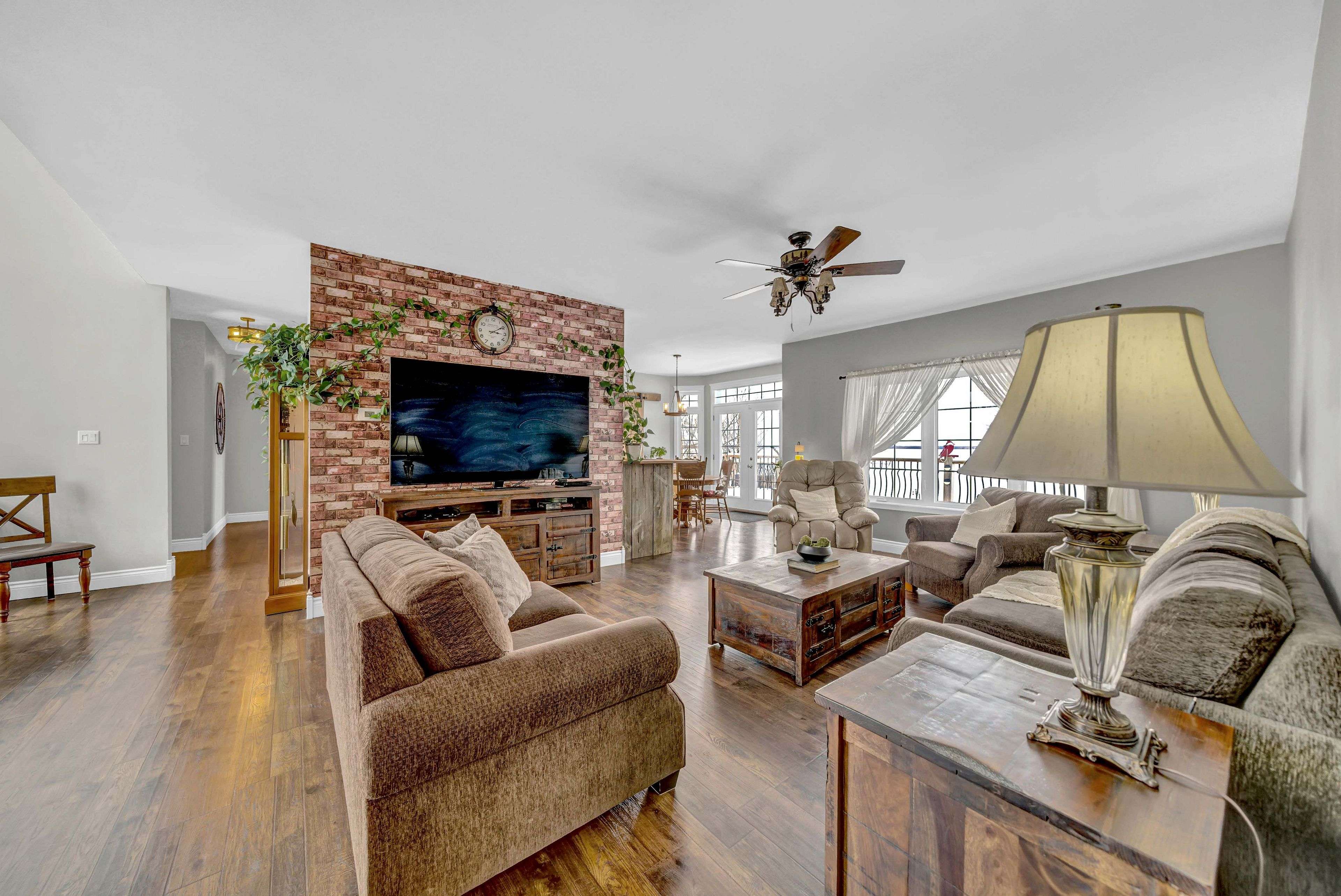 Prince Edward County, ON K0K 1W0,516 Allison RD