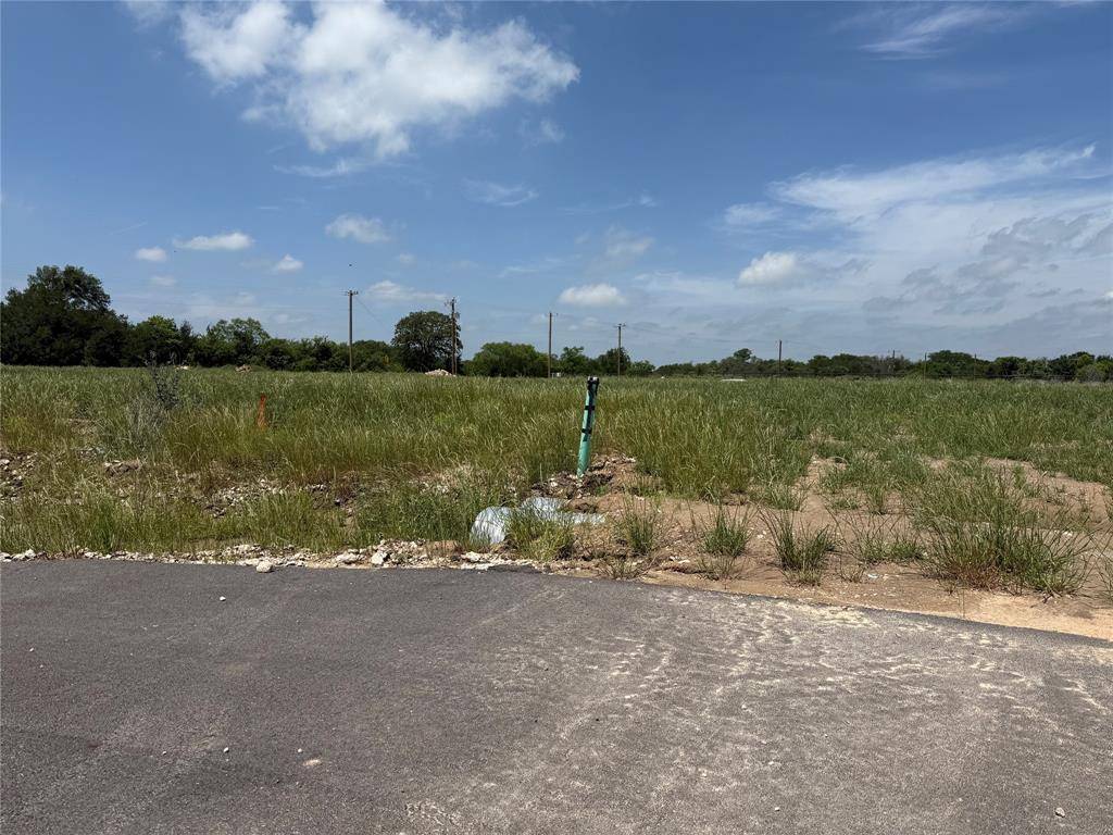 Lipan, TX 76462,252 Yawney Drive