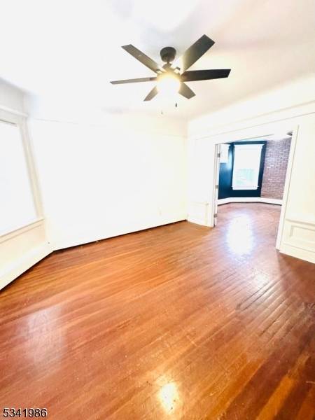 Newark City, NJ 07106,10-14 Noll Pl