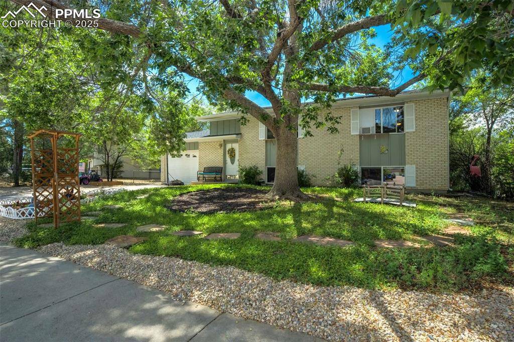 Colorado Springs, CO 80911,6945 Sullivan AVE
