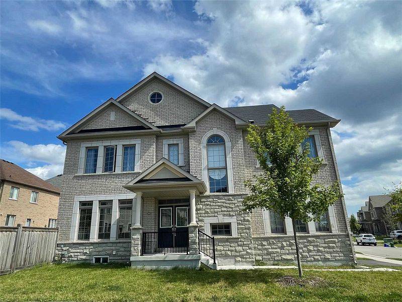 Newmarket, ON L3X 0B8,1068 Grainger TRL