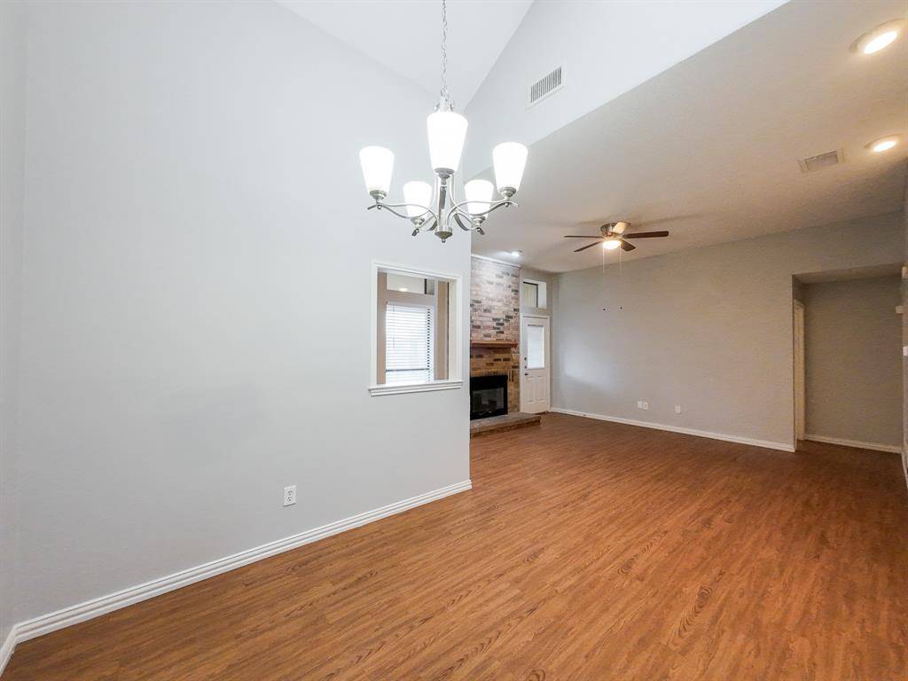 Mesquite, TX 75150,820 Via Madonna