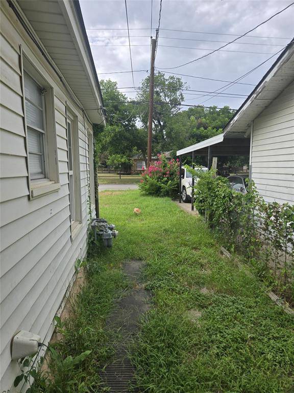 Haltom City, TX 76117,1942 Haltom Road