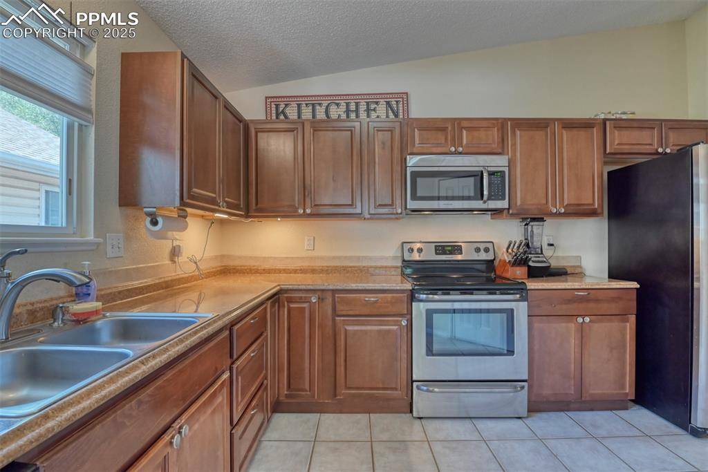 Colorado Springs, CO 80904,972 Columbine AVE