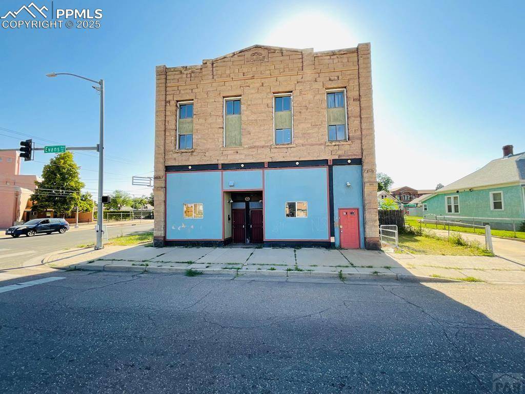 Pueblo, CO 81004,1143 E Evans AVE