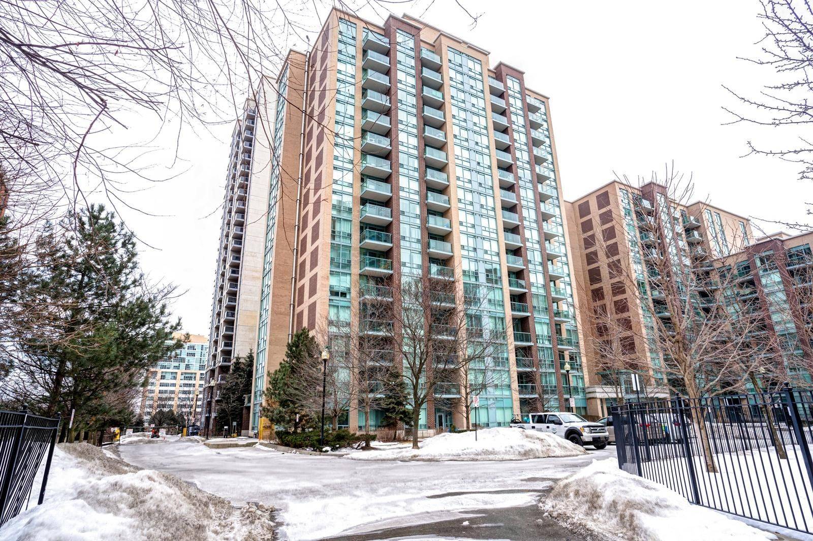 Toronto W08, ON M9A 0A4,7 Michael Power PL #1503
