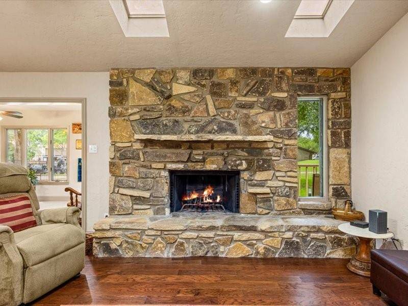 De Cordova, TX 76049,5807 Choctaw Drive