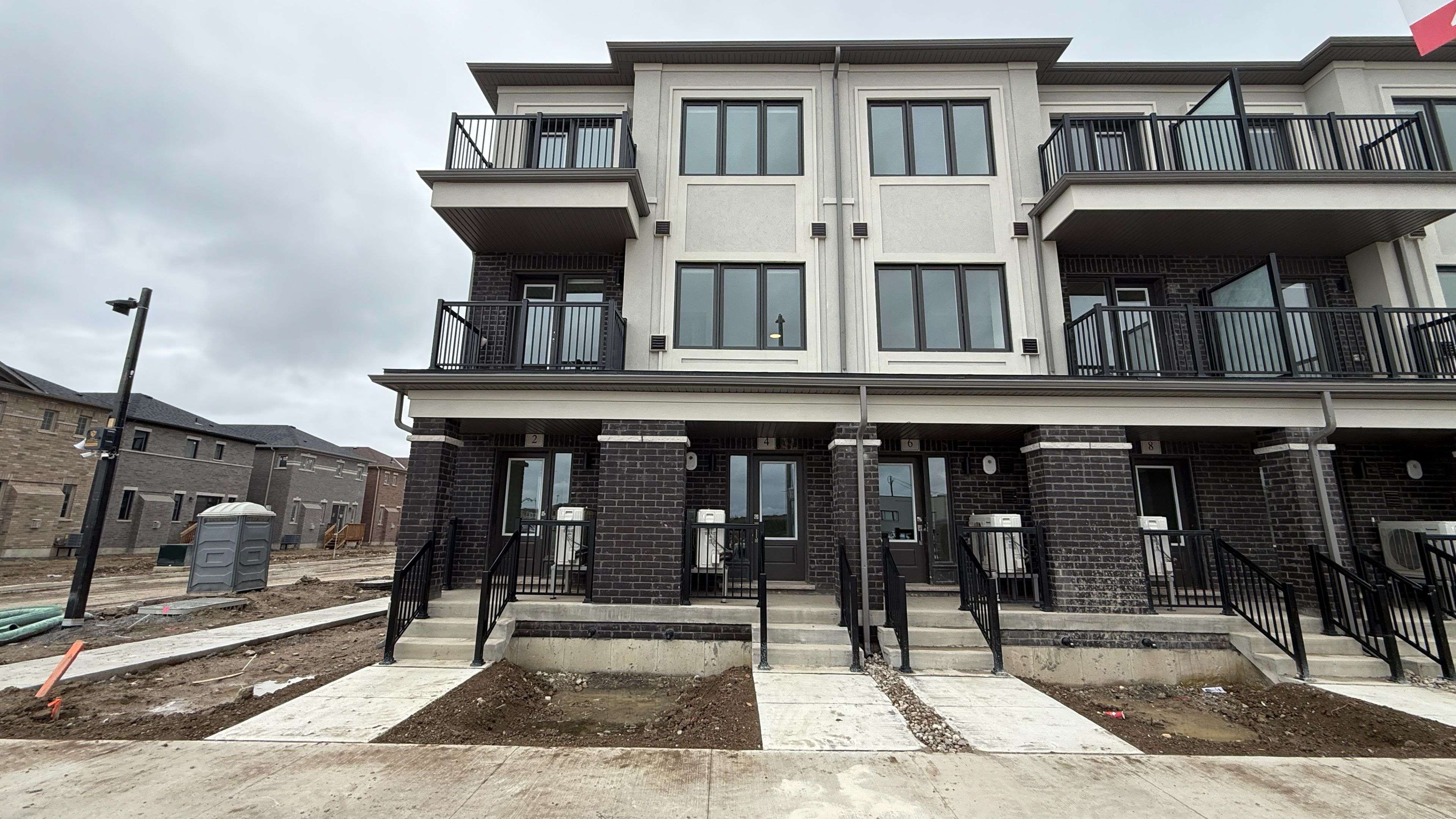 Richmond Hill, ON L4B 0H7,4 Matawin LN