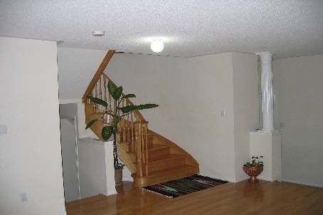 Mississauga, ON L5M 7X4,5053 Dubonet DR