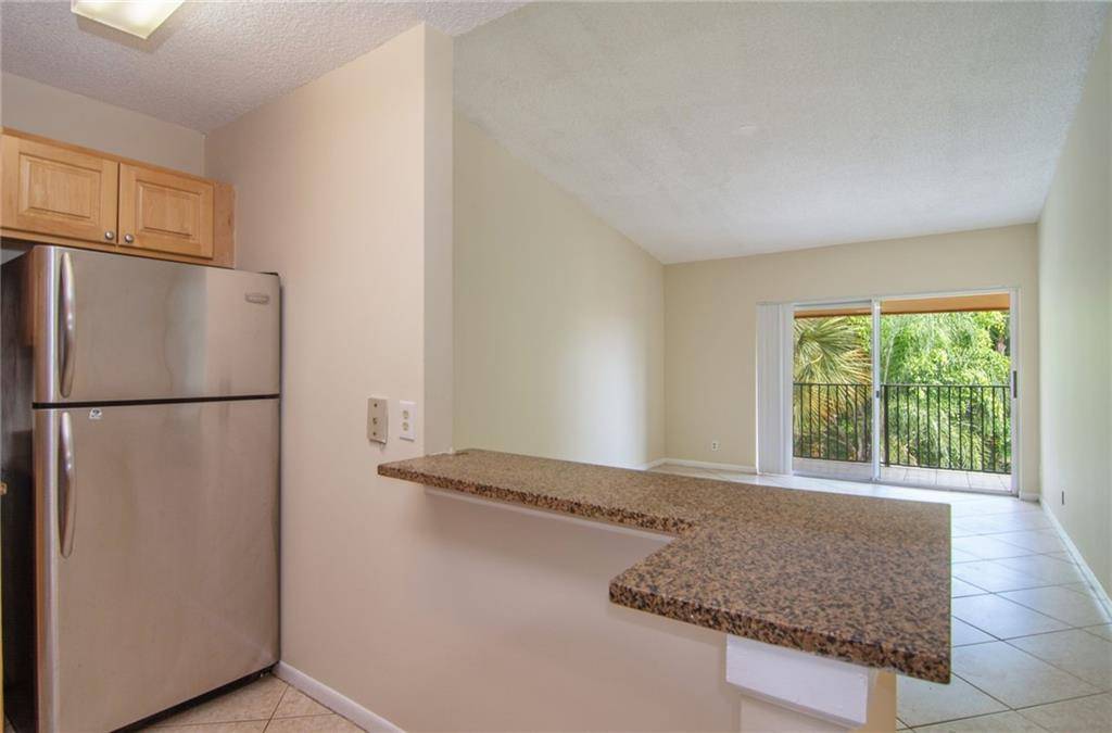 Plantation, FL 33324,10701 CLEARY BLVD #306