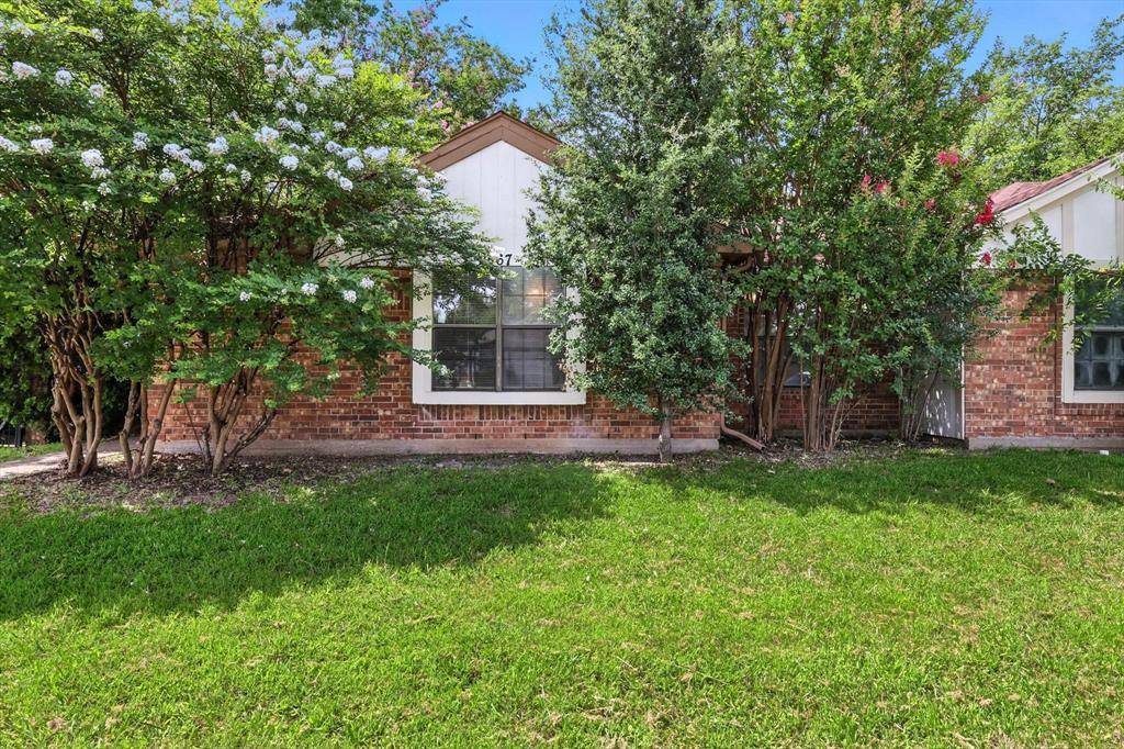 Dallas, TX 75227,2567 Summit Lane