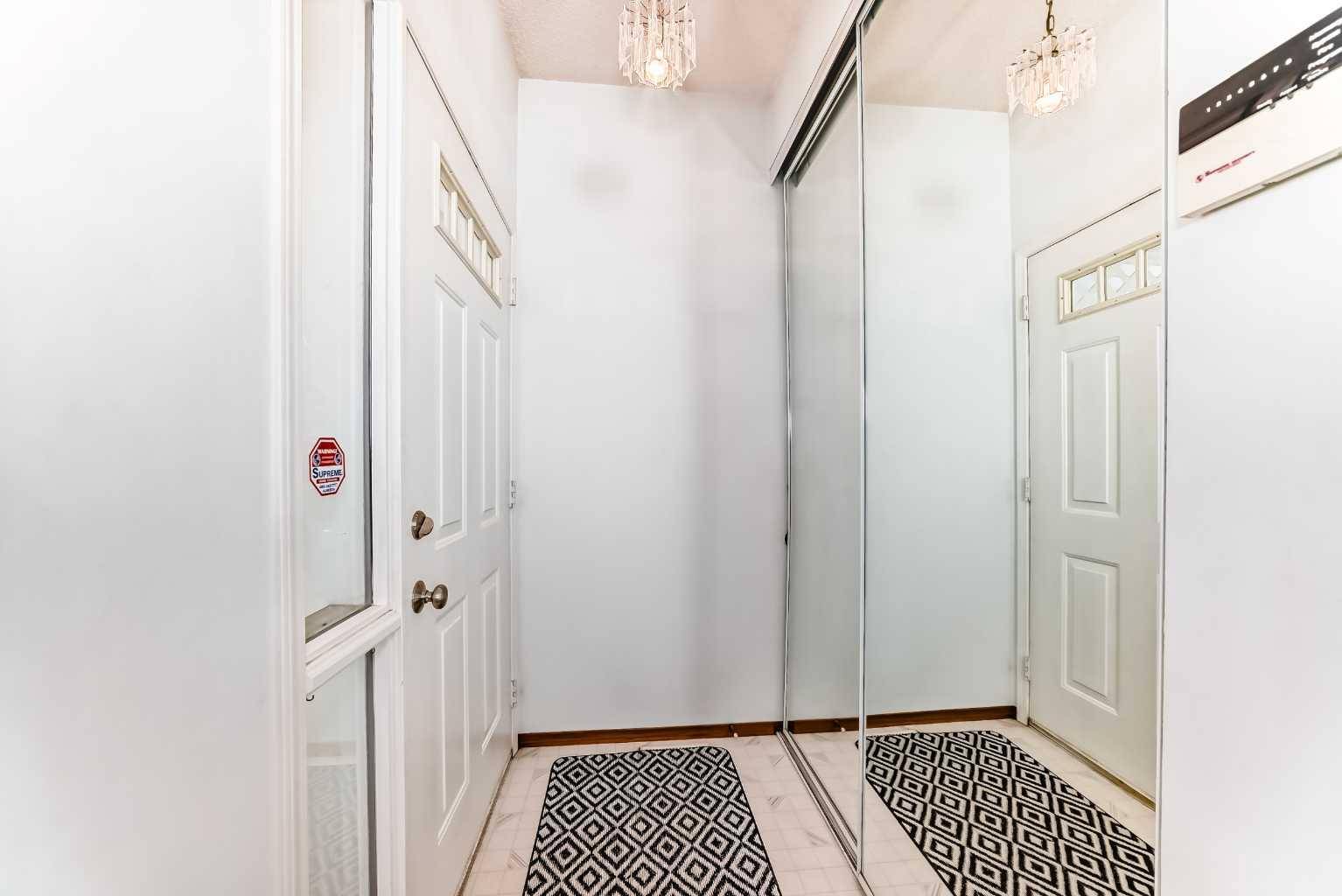 Calgary, AB T3H3H1,12 Stradwick Rise SW