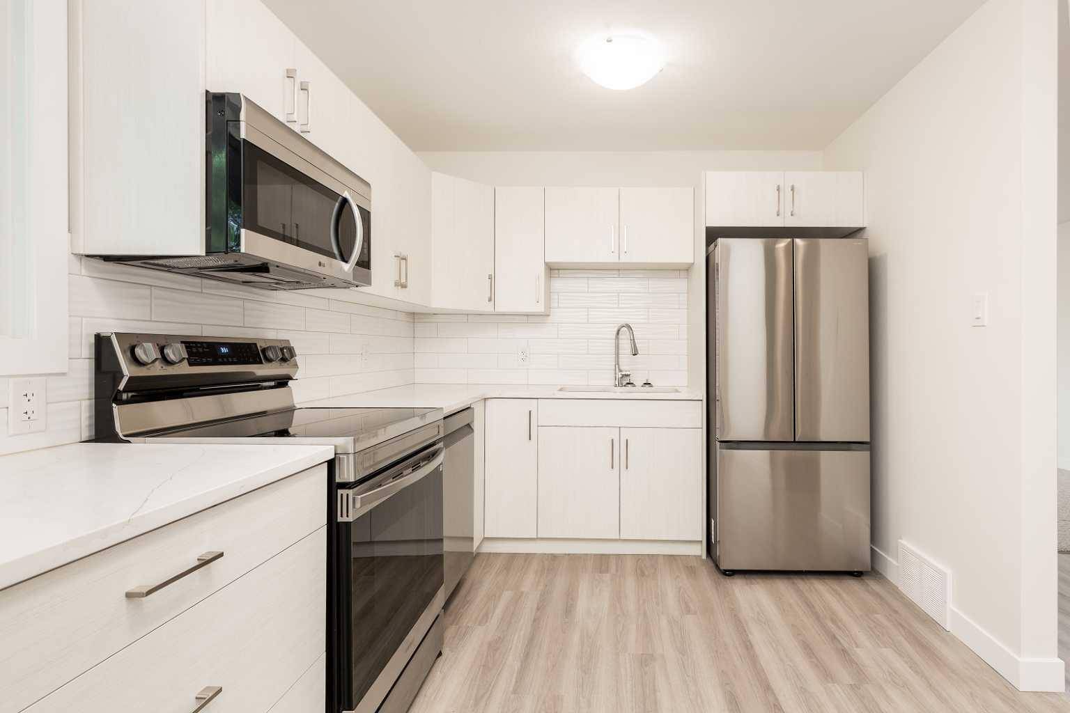 Lethbridge, AB T1H 4Z1,2073 7 AVE N