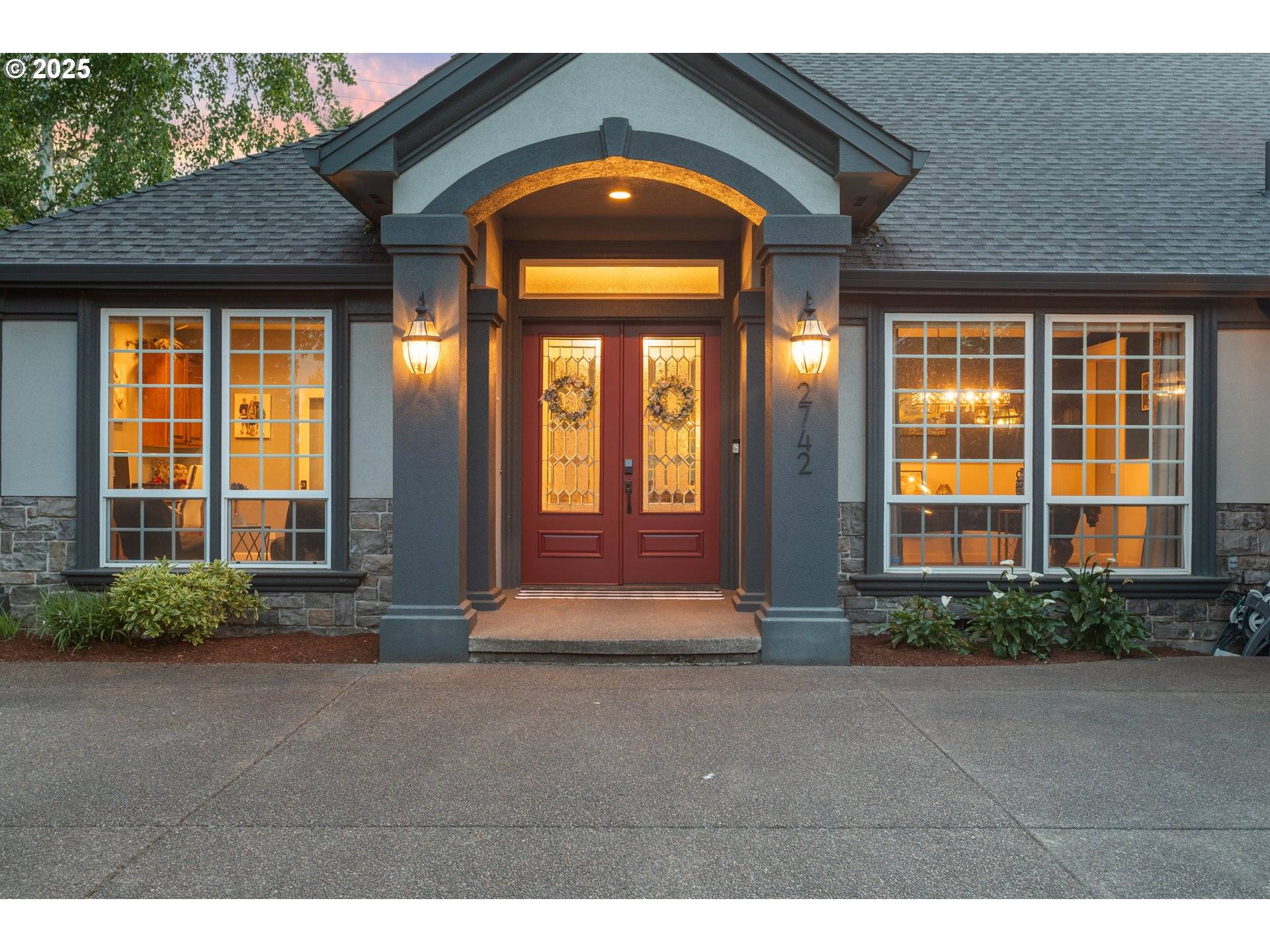 Salem, OR 97306,2742 S MCAHREN LN